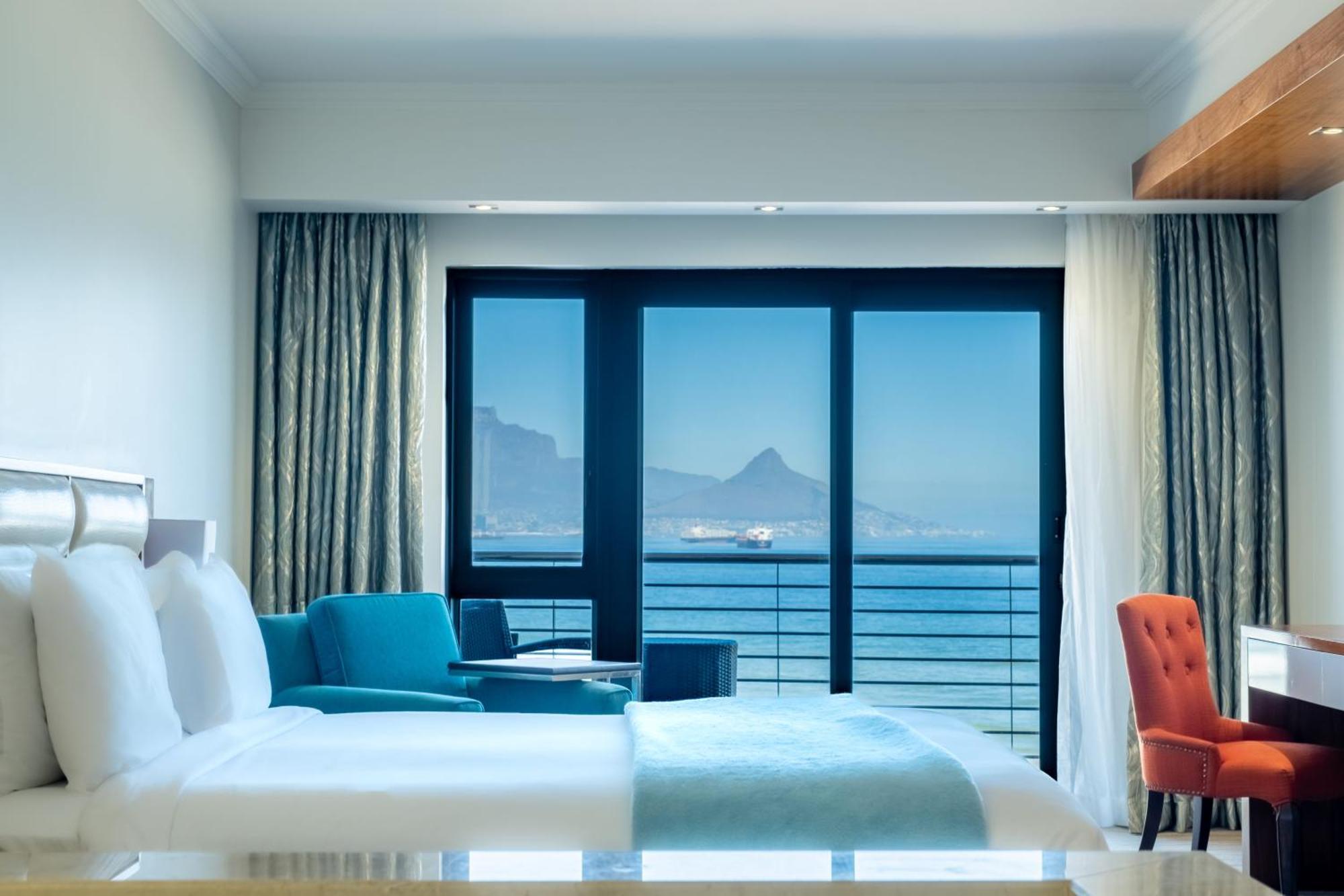 Blaauwberg Beach Hotel Bloubergstrand Luaran gambar