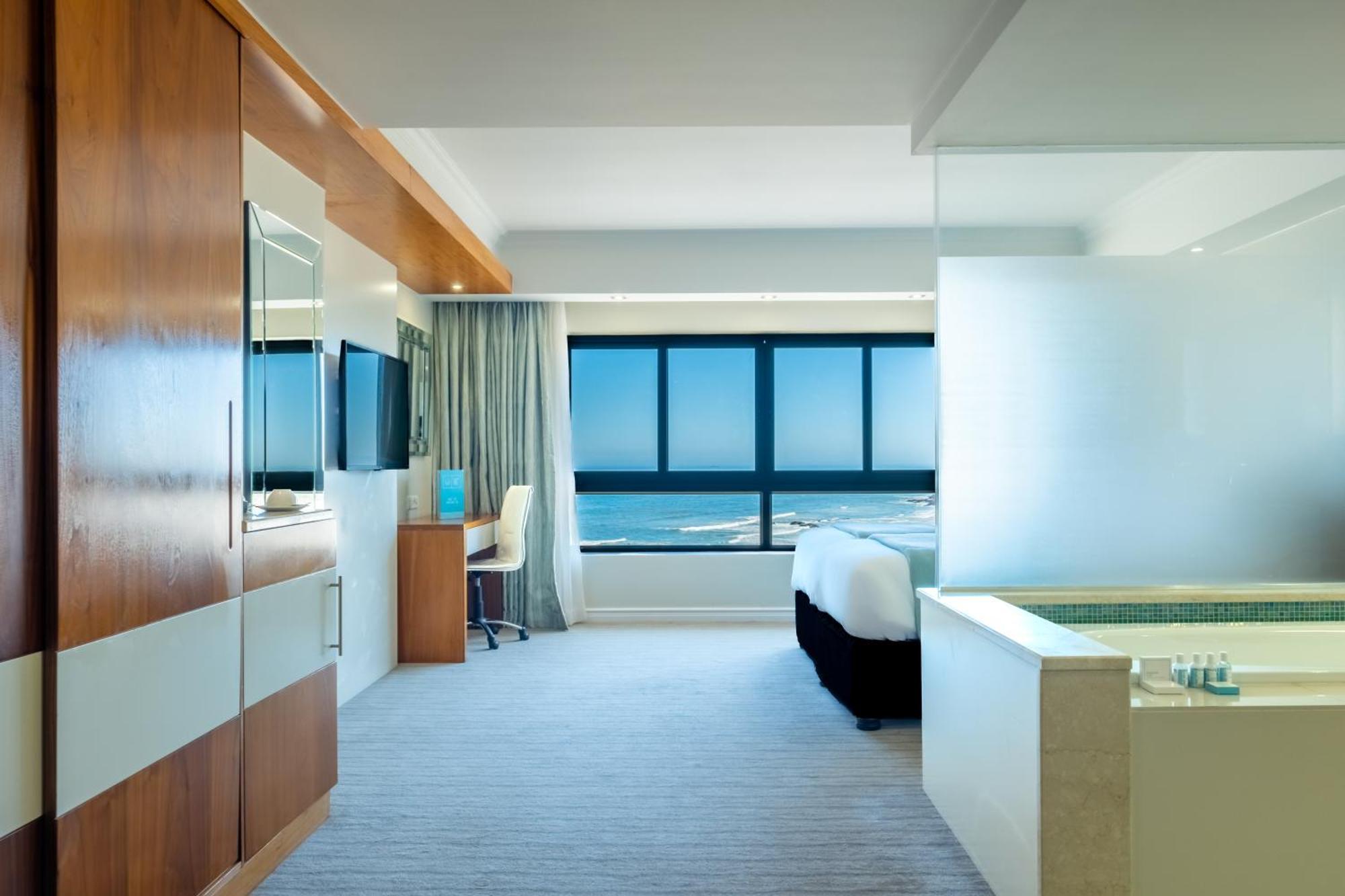 Blaauwberg Beach Hotel Bloubergstrand Luaran gambar