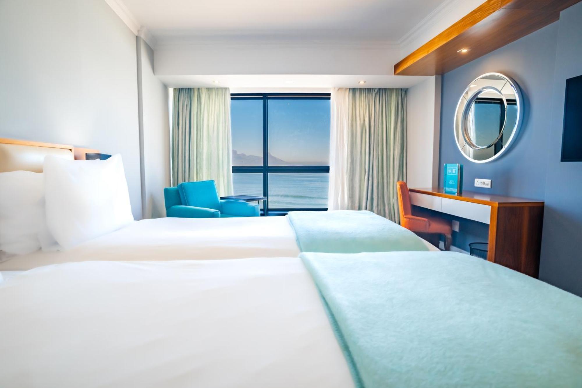 Blaauwberg Beach Hotel Bloubergstrand Luaran gambar