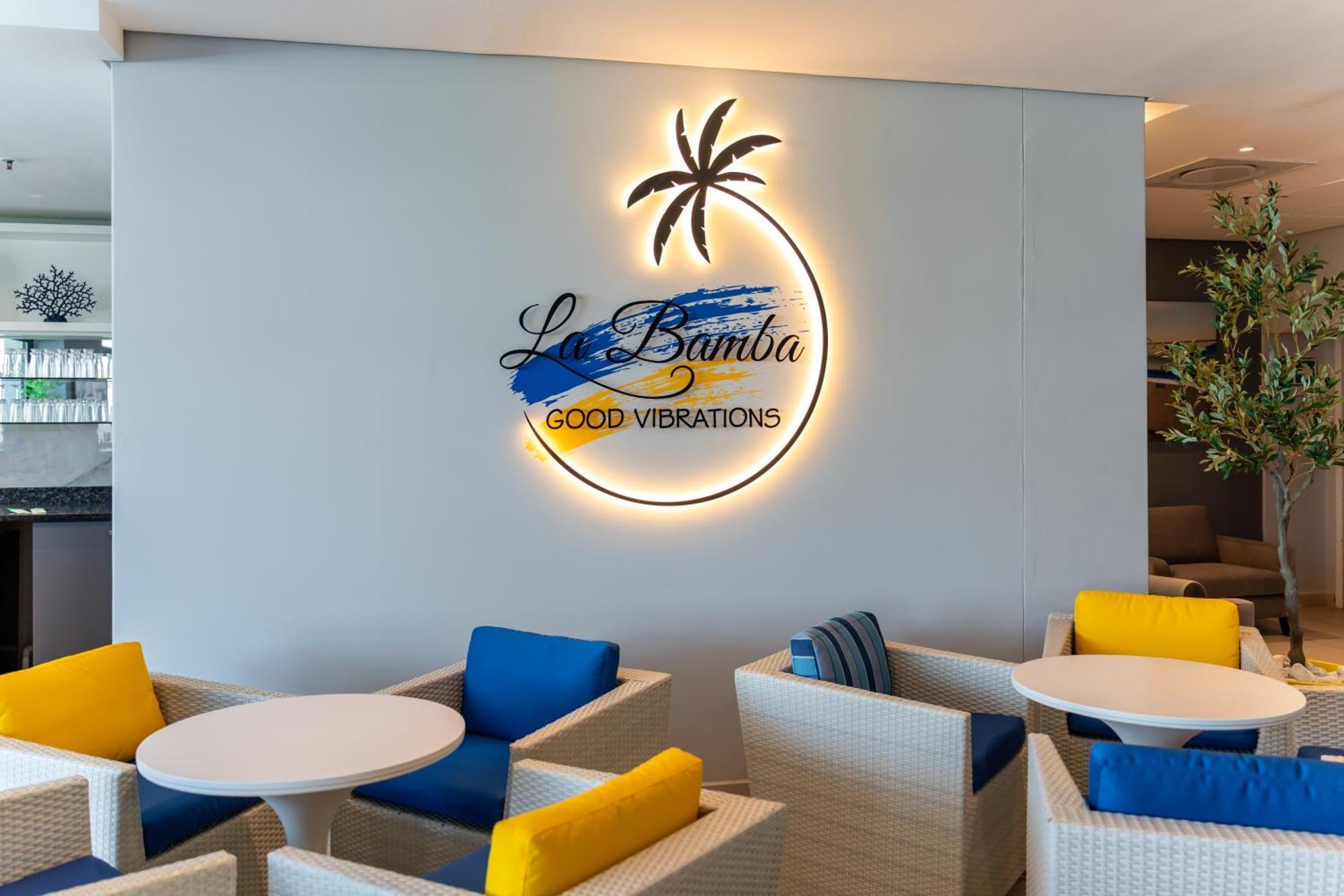 Blaauwberg Beach Hotel Bloubergstrand Luaran gambar